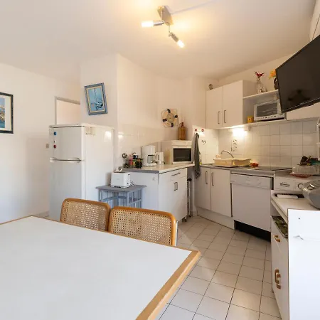 1 Bedroom For 6 Διαμέρισμα *
